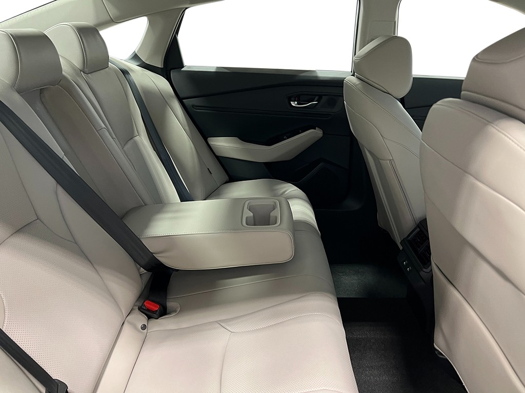 2025 Honda Accord Hybrid Touring photo 28