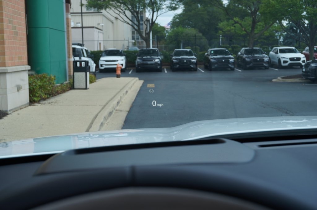 2026 JAGUAR F-PACE - Image 23