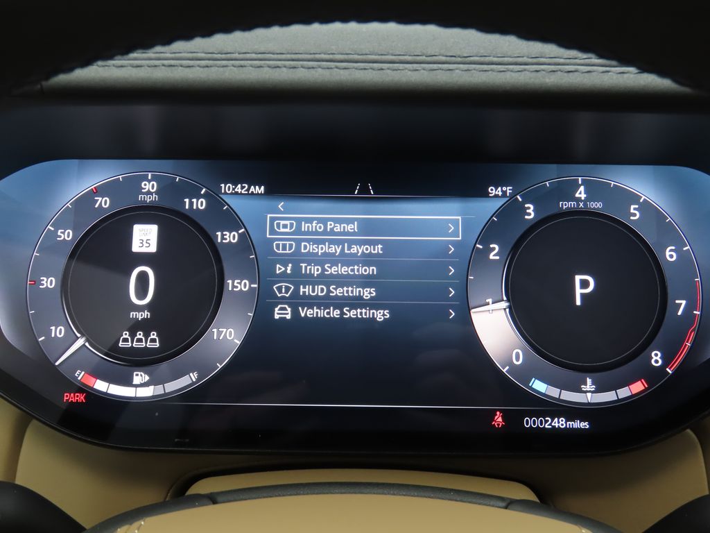 2025 Land Rover Range Rover SE photo 28