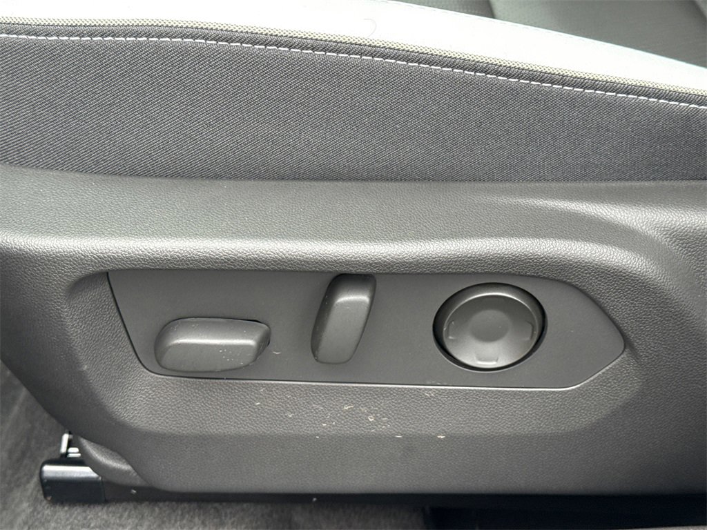 2025 BUICK ENVISION - Image 17