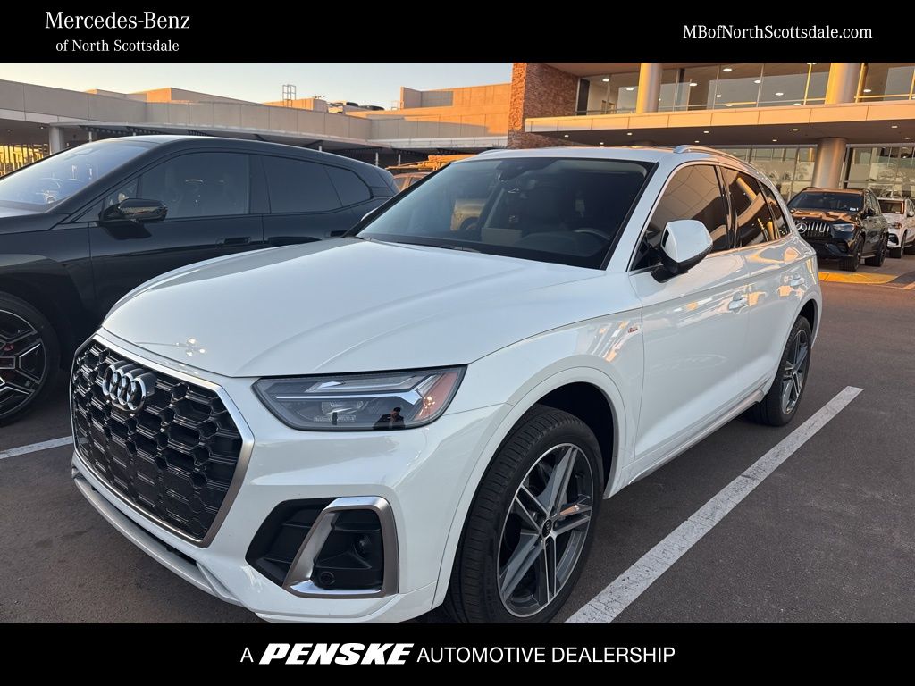 2021 Audi Q5 Premium Plus's photo