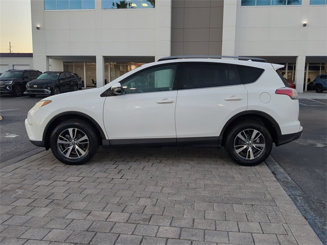 2018 Toyota RAV4 Adventure XLE photo 6