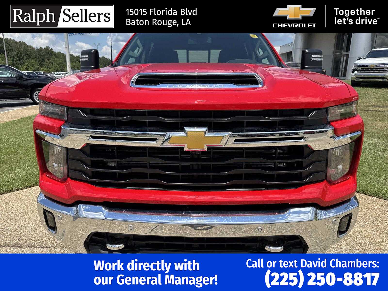 2025 Chevrolet Silverado 2500HD LT photo 2