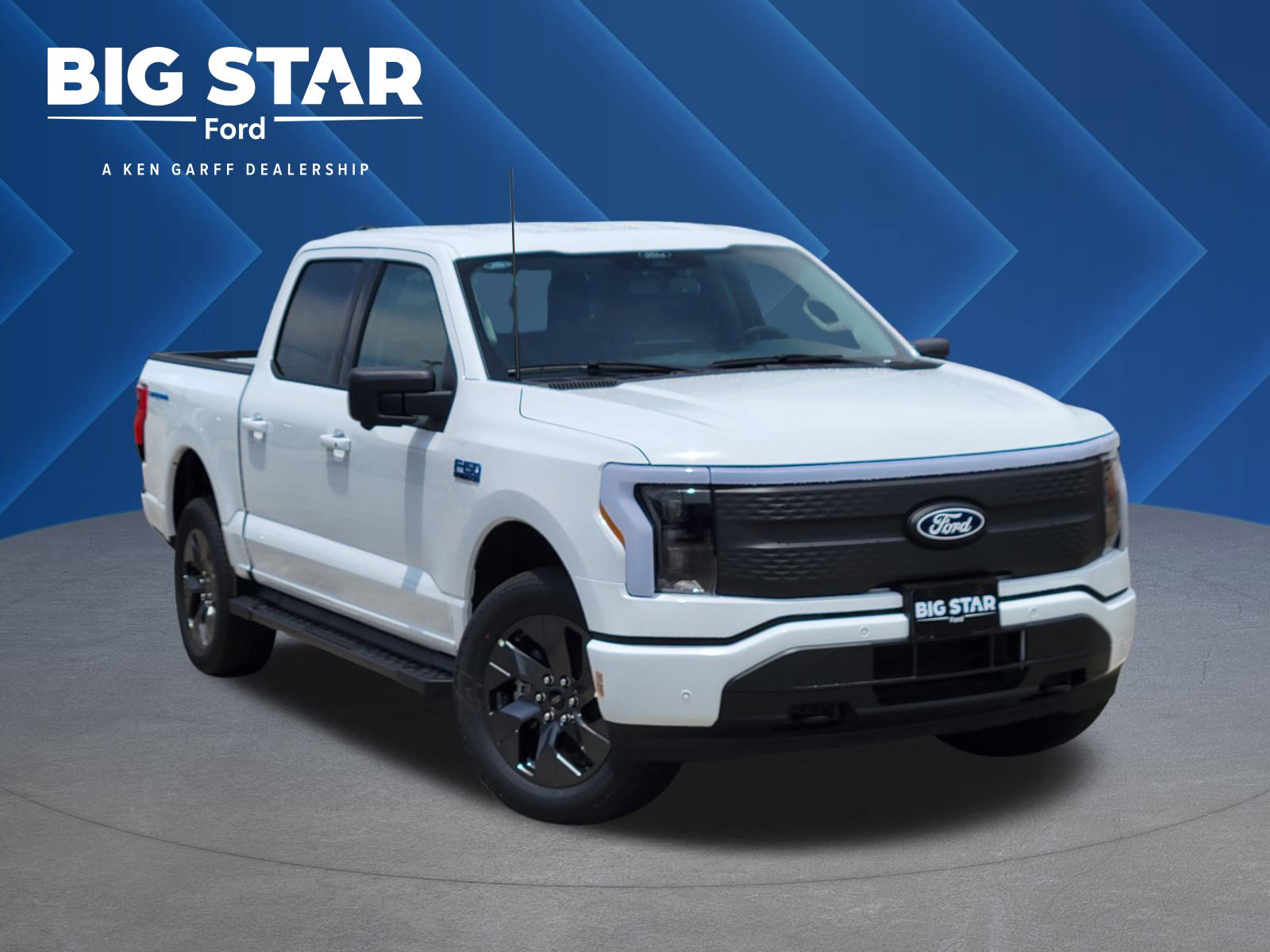 2025 Ford F-150 Lightning Flash's photo