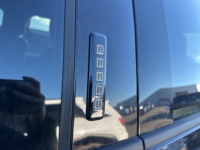 2020 Ford F-150 XLT photo 4