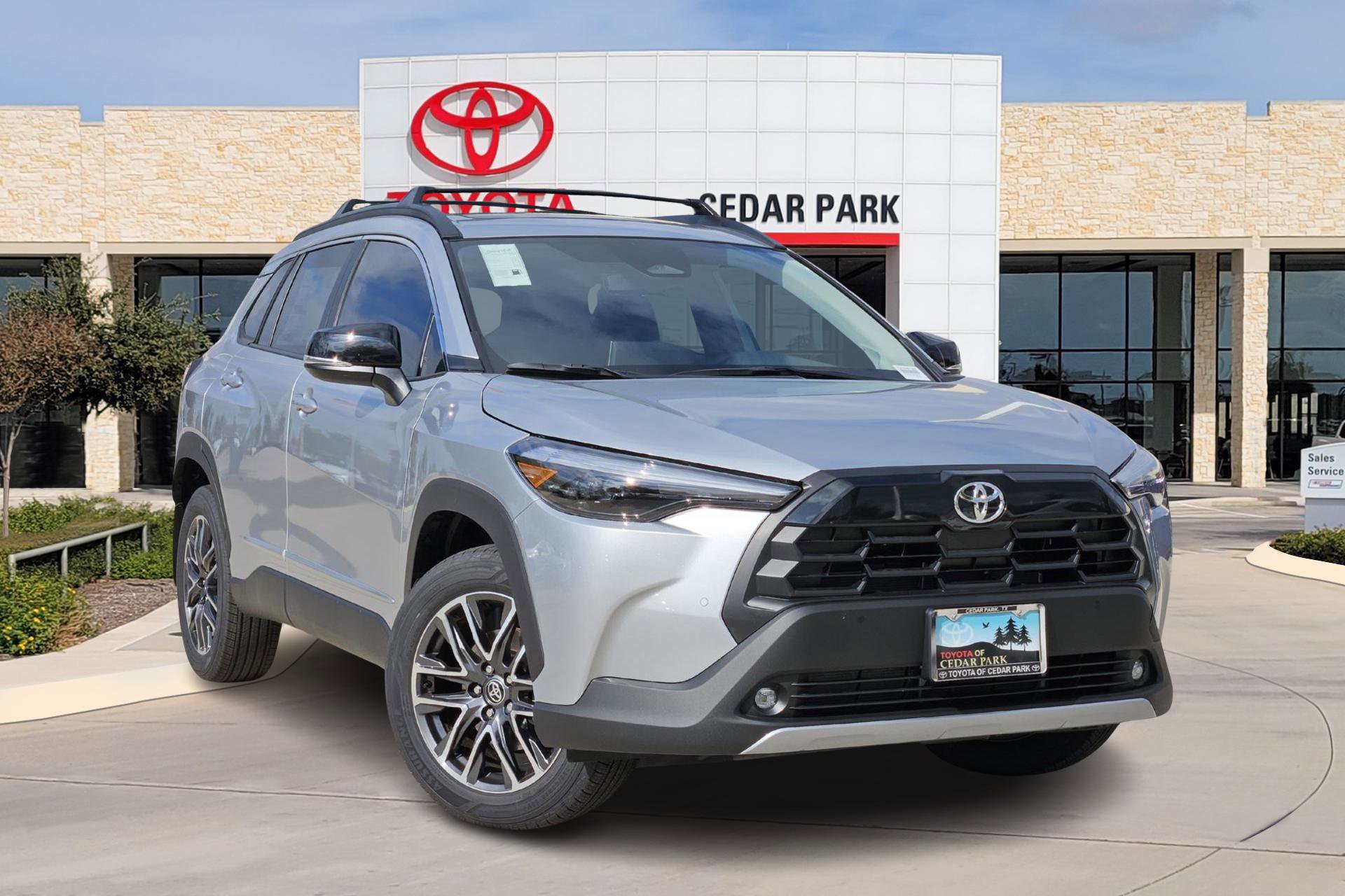 2026 Toyota Corolla Cross XLE's photo