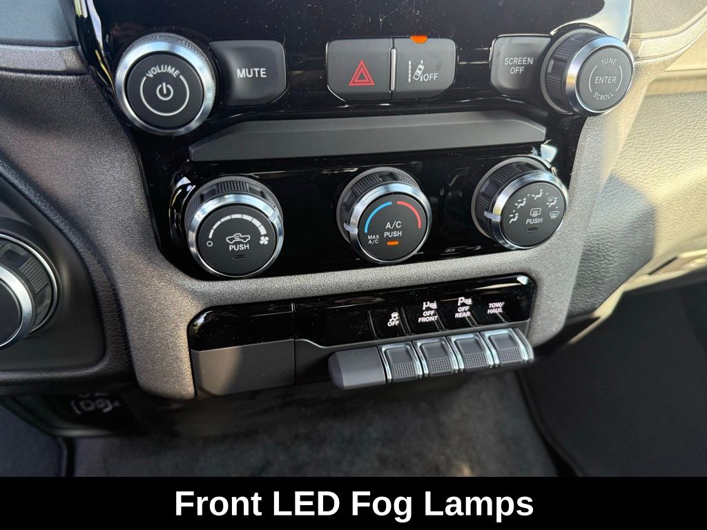 2025 Ram 1500 Tradesman photo 10