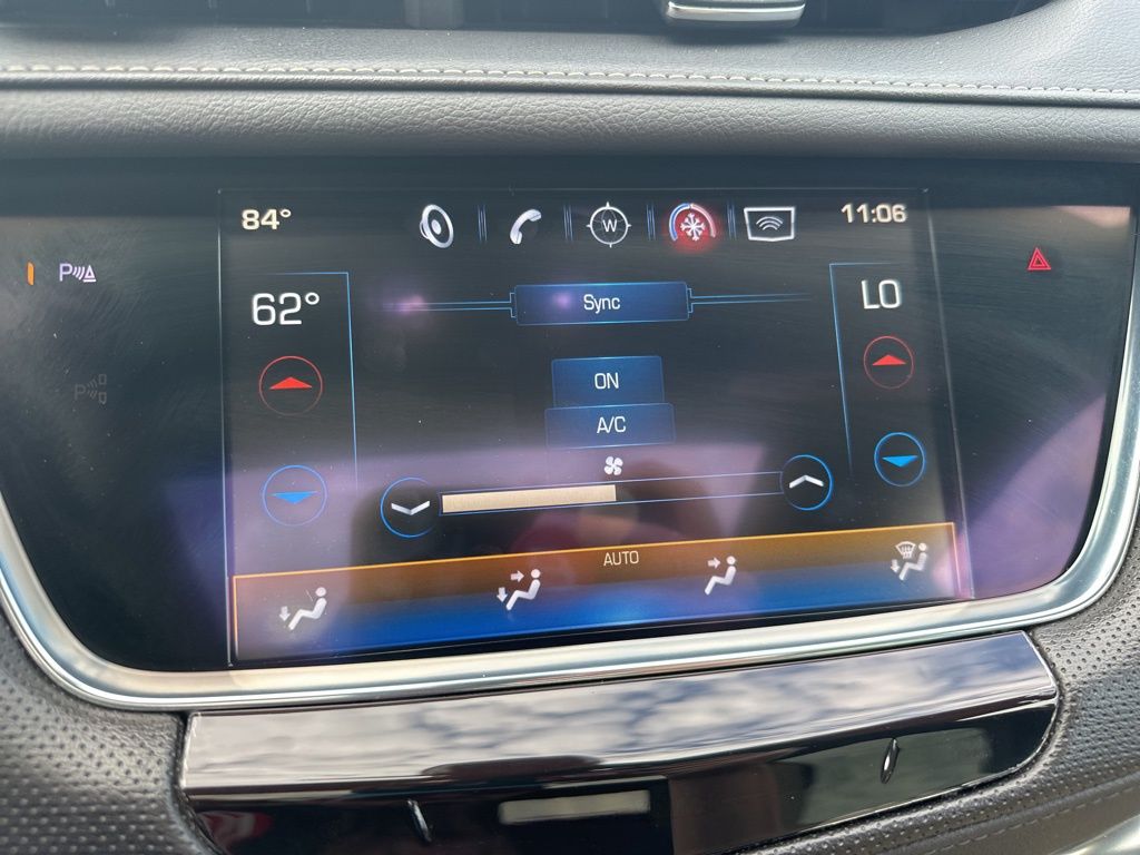 2017 Cadillac XT5 Luxury photo 25