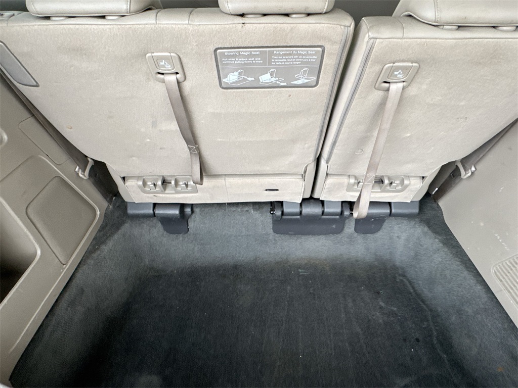 2016 Honda Odyssey EX-L photo 27