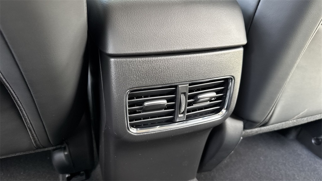 2025 Mazda CX-5 2.5 Select photo 36
