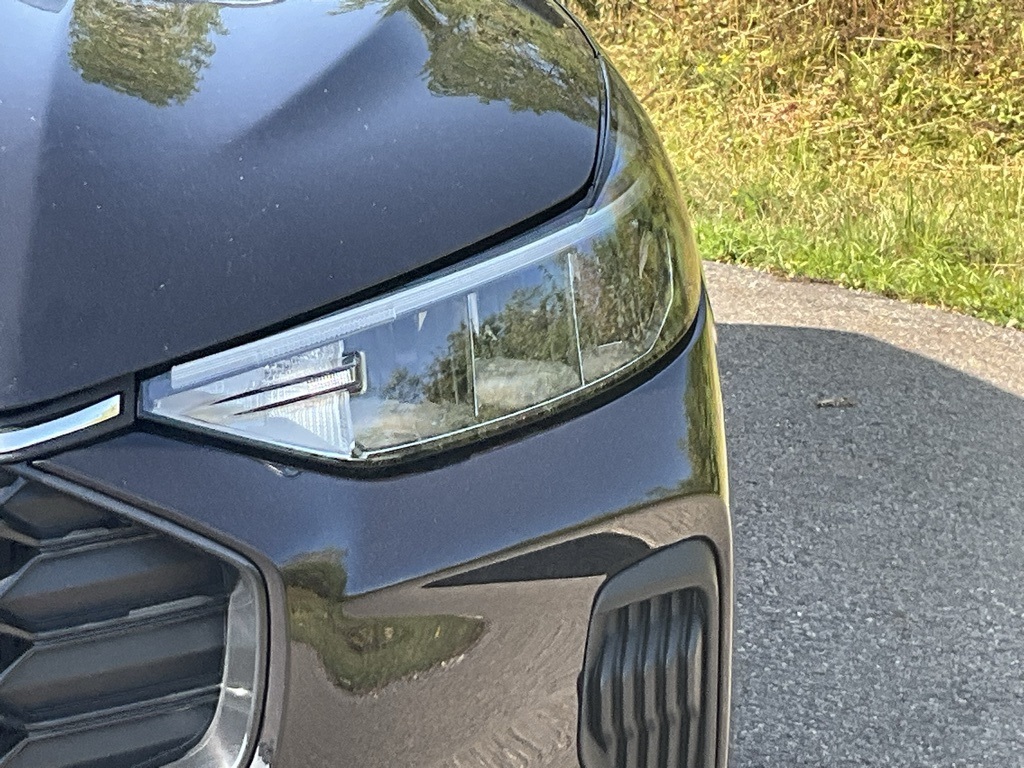 2025 Ford Escape ST-Line photo 2