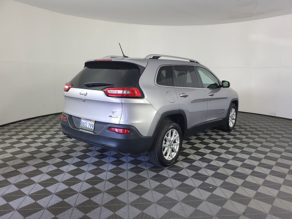 2018 Jeep Cherokee Latitude photo 4
