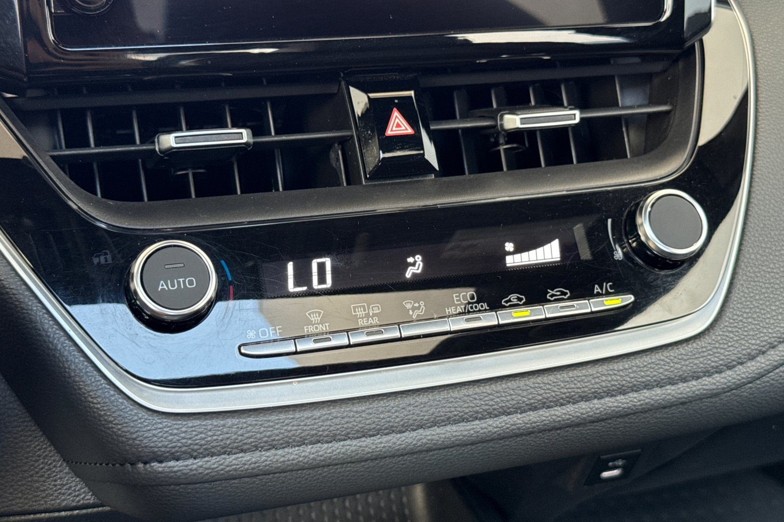2023 Toyota Corolla XSE photo 20