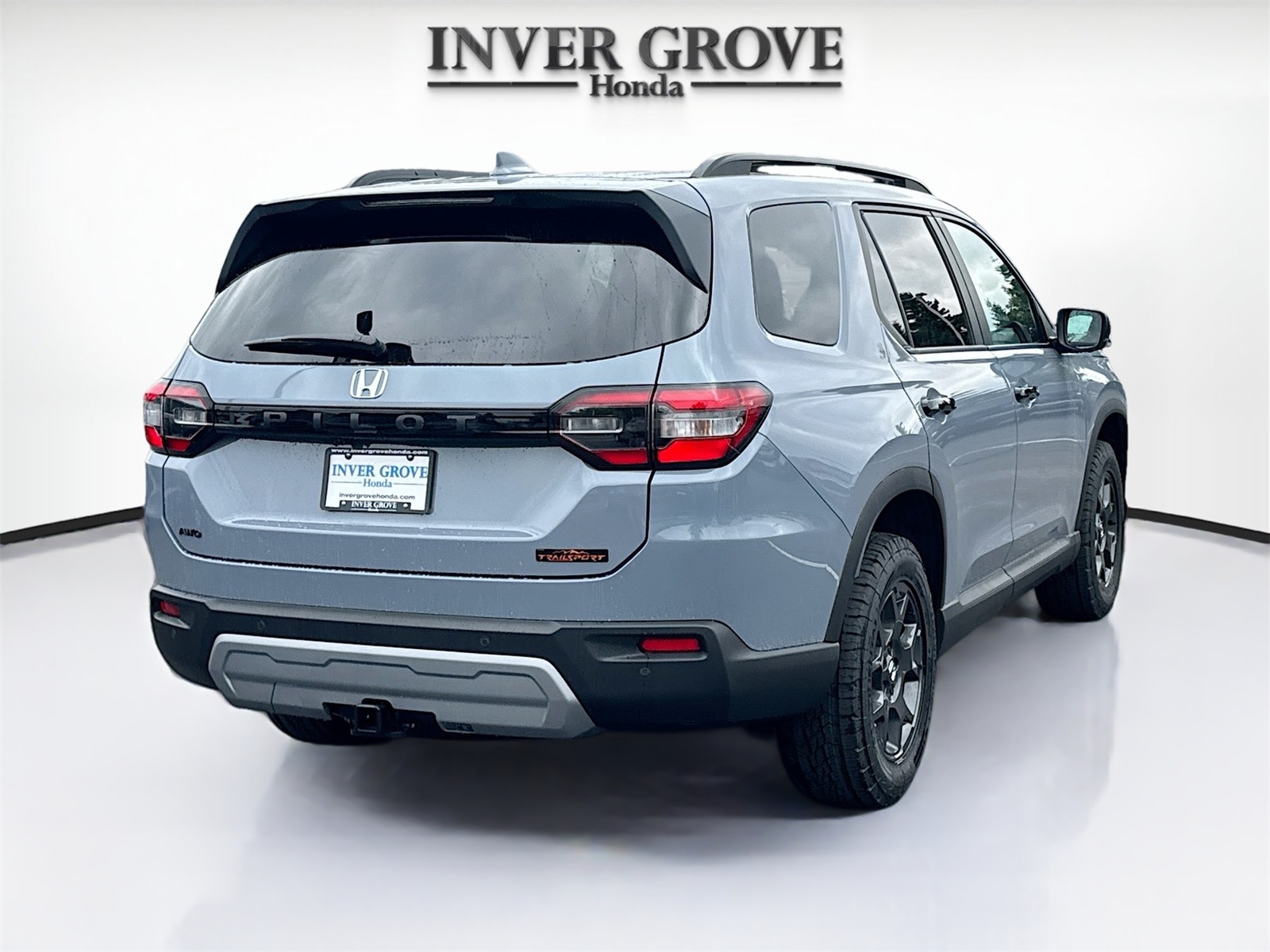 2025 Honda Pilot TrailSport photo 2