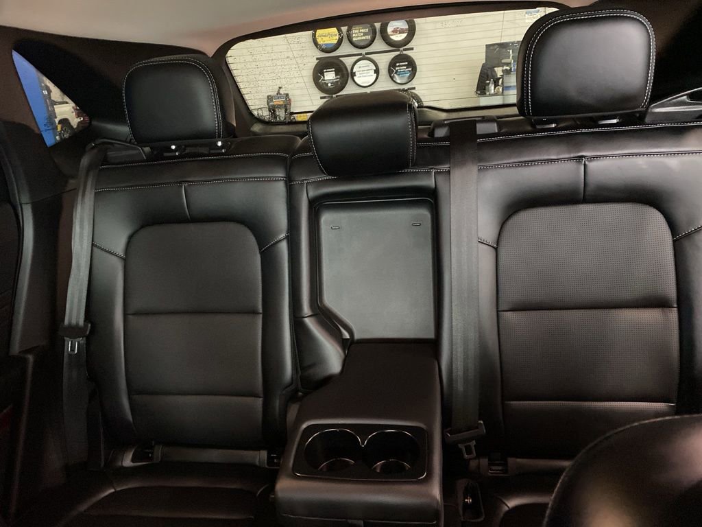 2024 Ford Escape Platinum photo 12