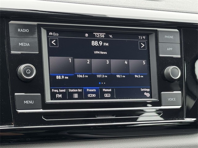 2022 Volkswagen Taos S photo 3