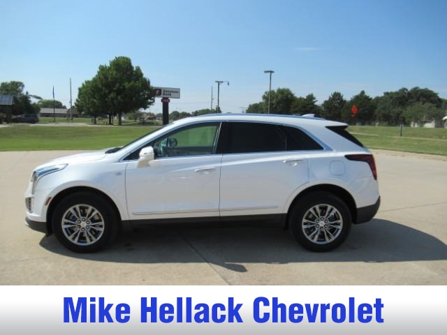 2021 Cadillac XT5 Premium Luxury photo 2