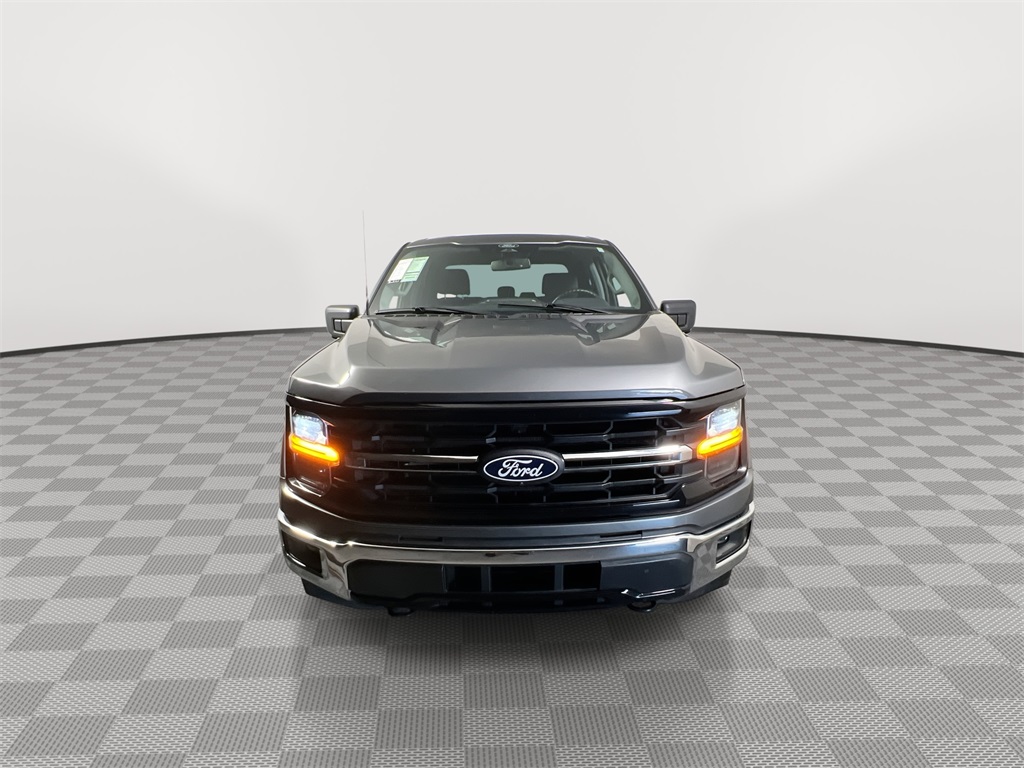 2024 Ford F-150 XLT photo 3