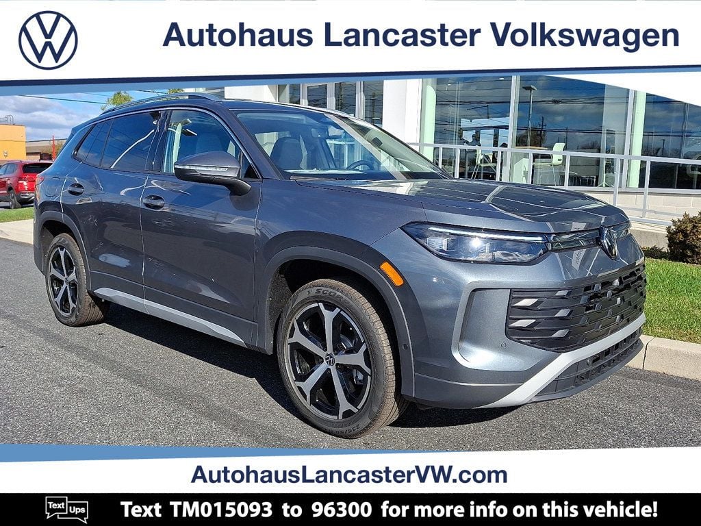 2026 Volkswagen Tiguan SE's photo