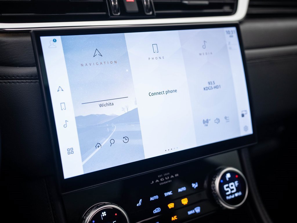2022 Jaguar F-PACE P250 S photo 28