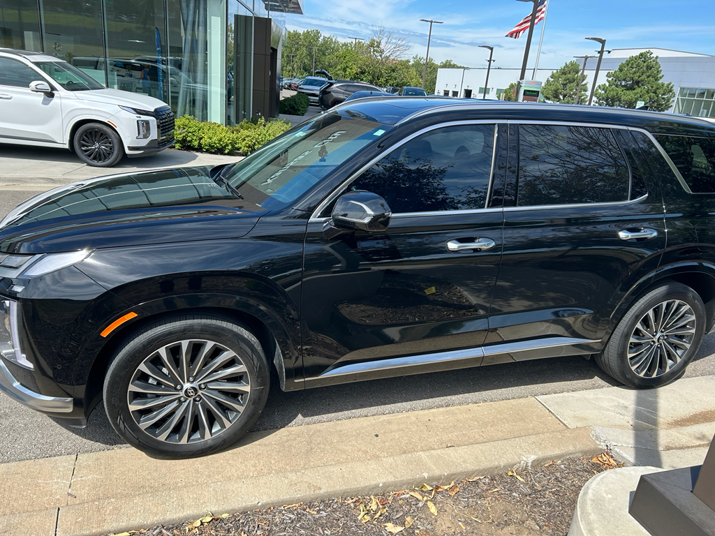 Certified 2023 Hyundai Palisade Calligraphy with VIN KM8R7DGE0PU545786 for sale in Kansas City
