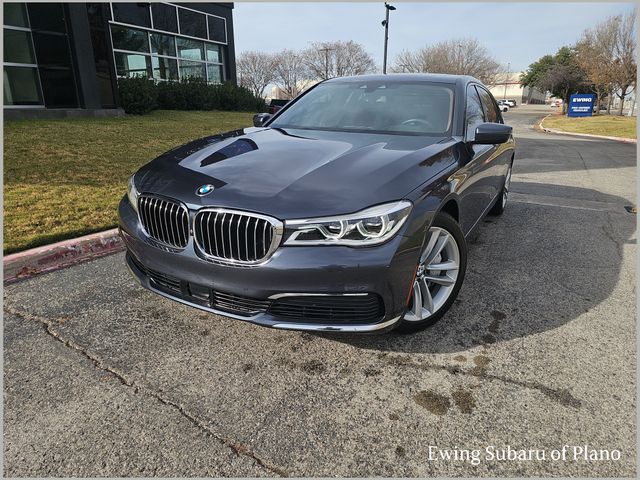 2019 BMW 7 Series 750i's photo