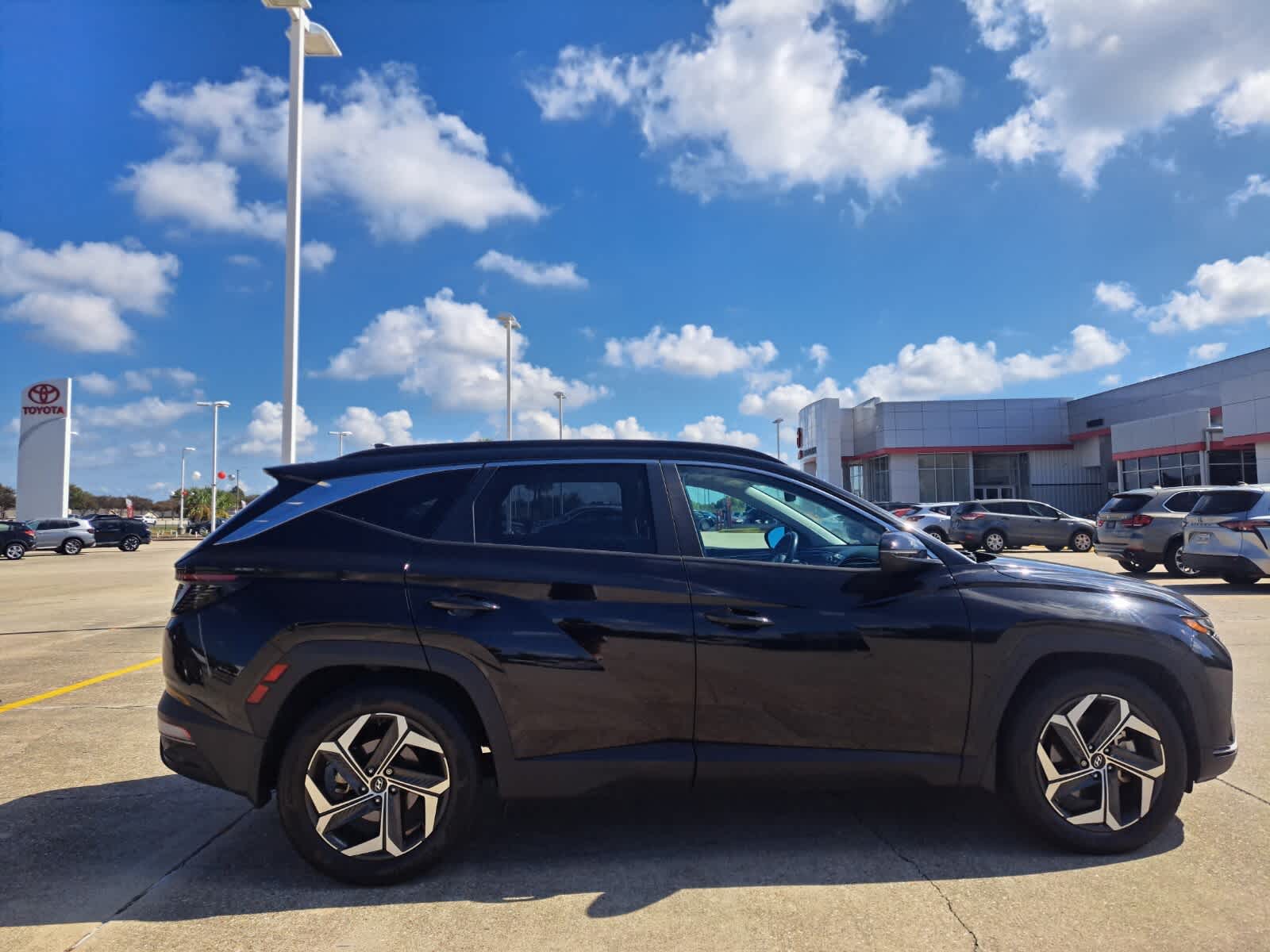 2023 Hyundai Tucson SEL Convenience photo 3