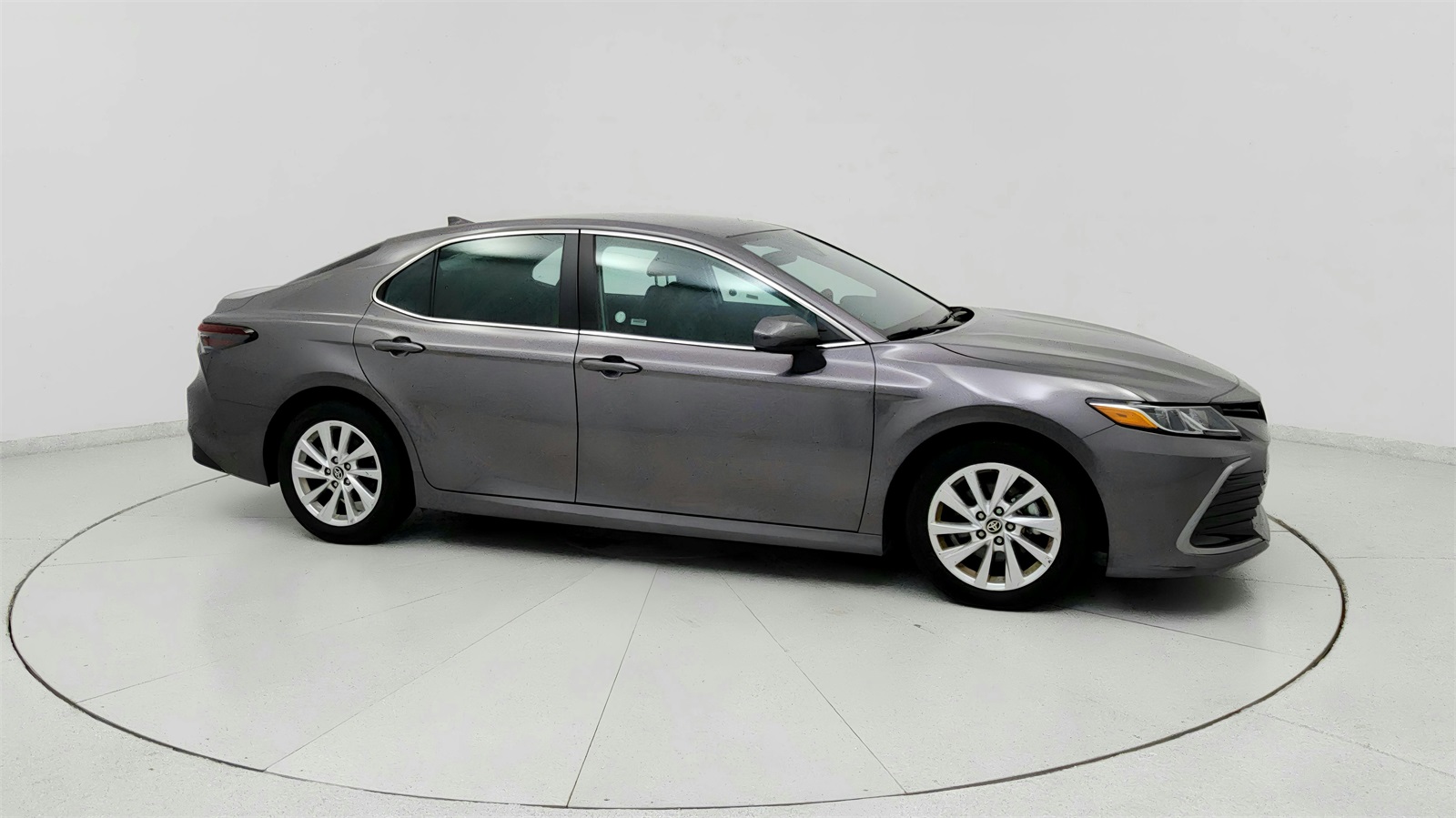 2024 Toyota Camry LE photo 8