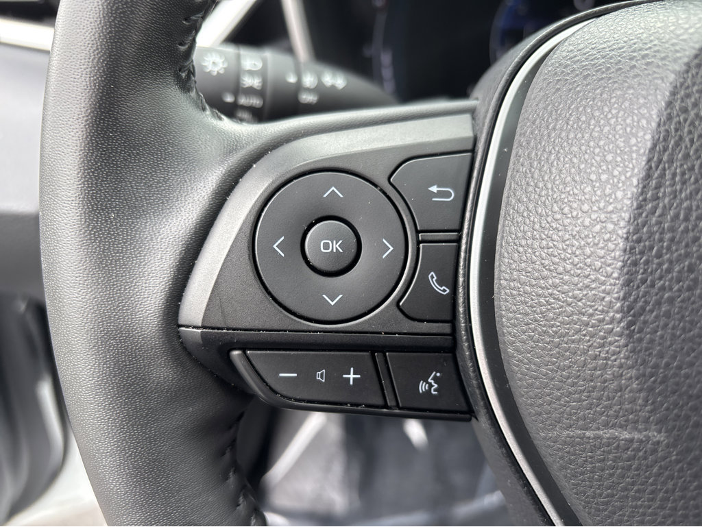 2025 Toyota Corolla XSE photo 19