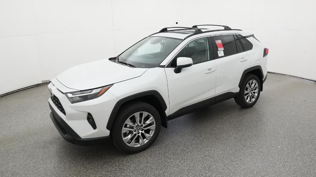 2025 Toyota RAV4 XLE Premium's photo