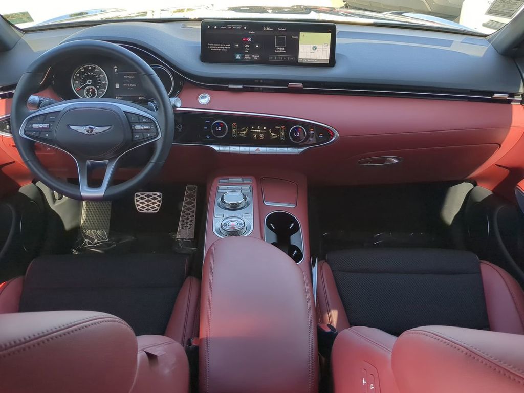 2024 Genesis GV70 3.5T Sport photo 14