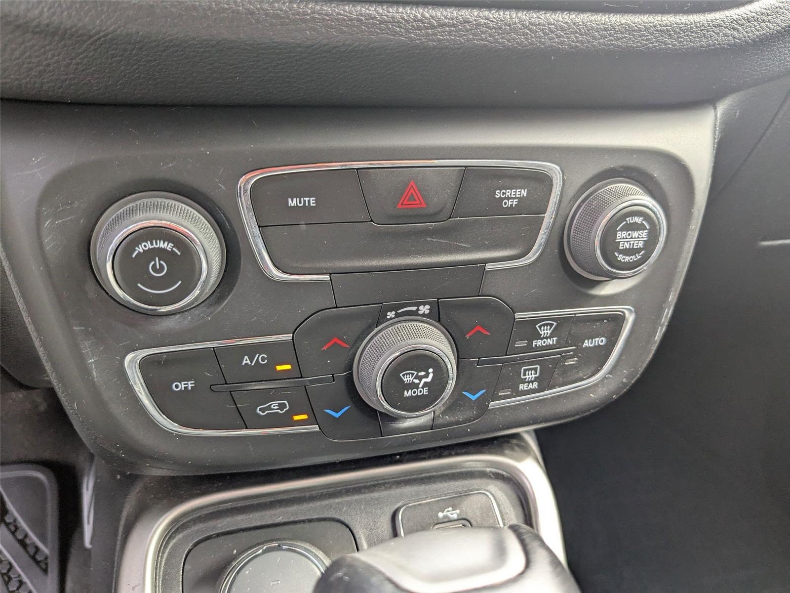 2017 Jeep Compass Latitude photo 20