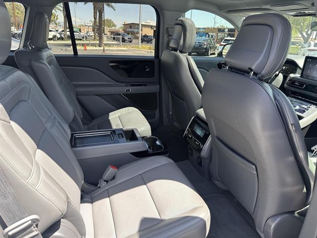 2020 Lincoln Aviator Reserve photo 19
