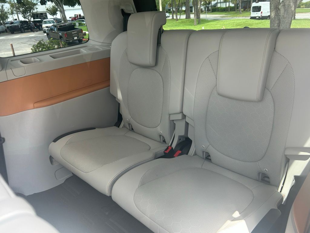 2025 Volkswagen ID. Buzz Pro Plus photo 36