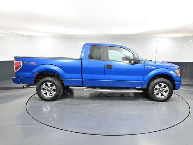 2013 Ford F-150 STX photo 2