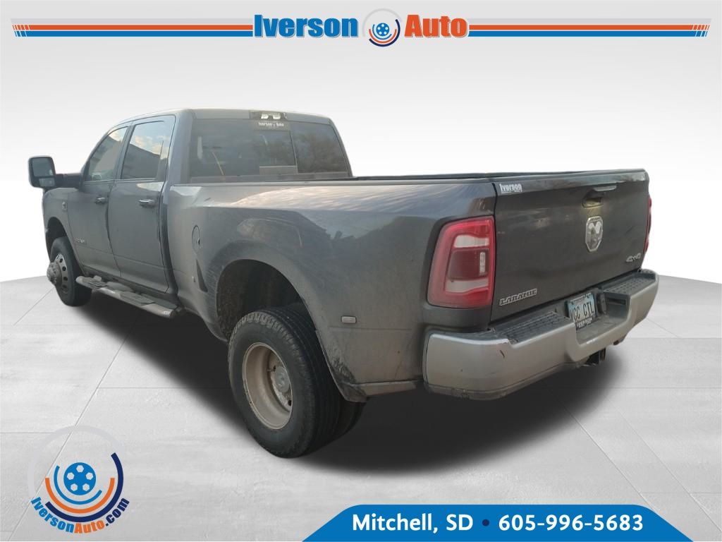 2024 Ram 3500 Laramie photo 3