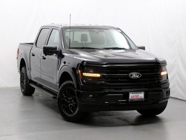 2025 Ford F-150 XLT's photo