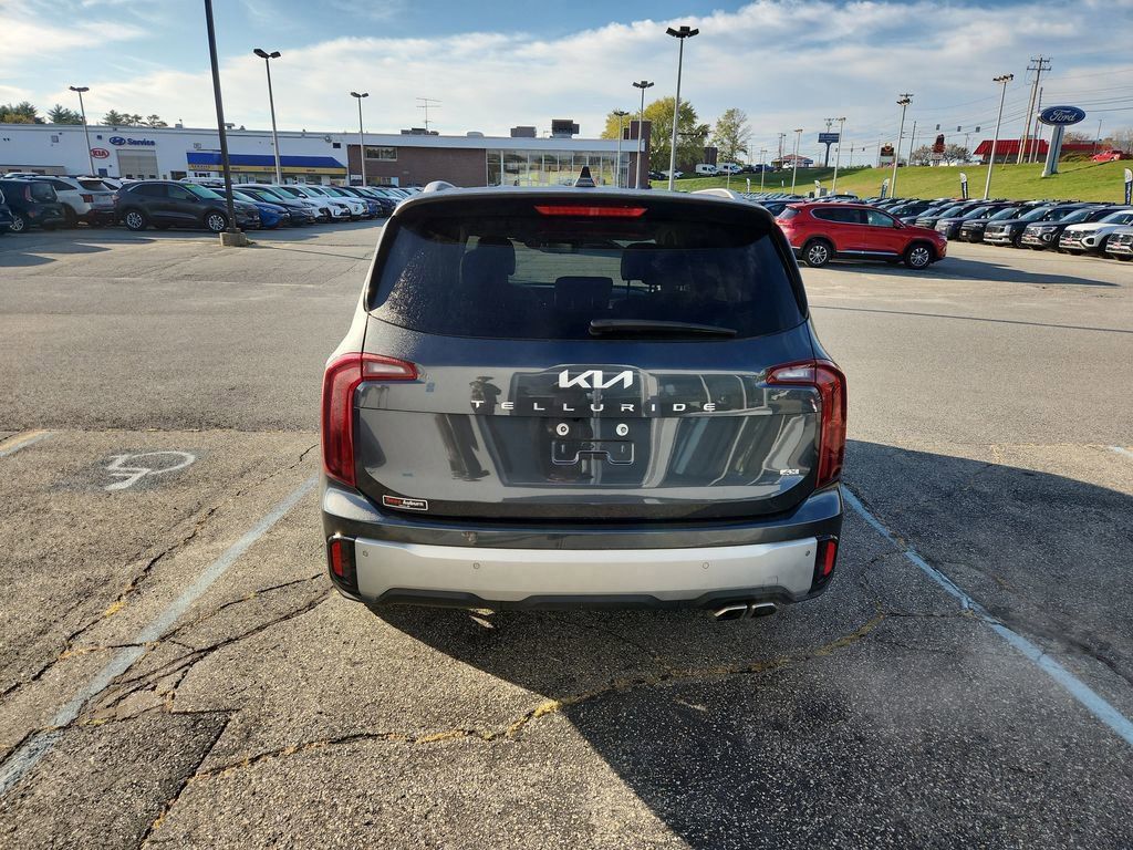 2024 Kia Telluride S photo 4