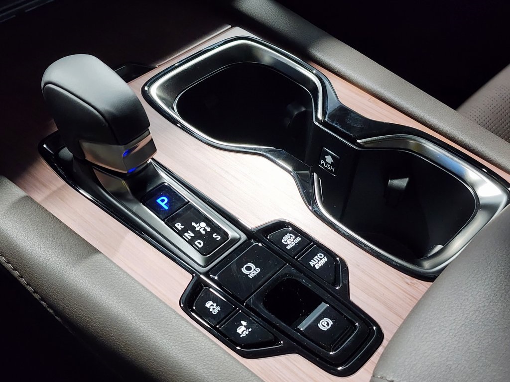 2025 Lexus RX 450h+ Luxury AWD photo 21