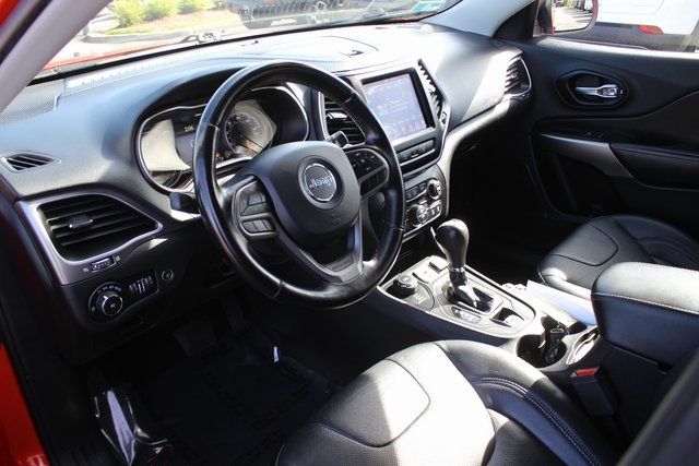 2021 Jeep Cherokee Latitude Lux photo 3