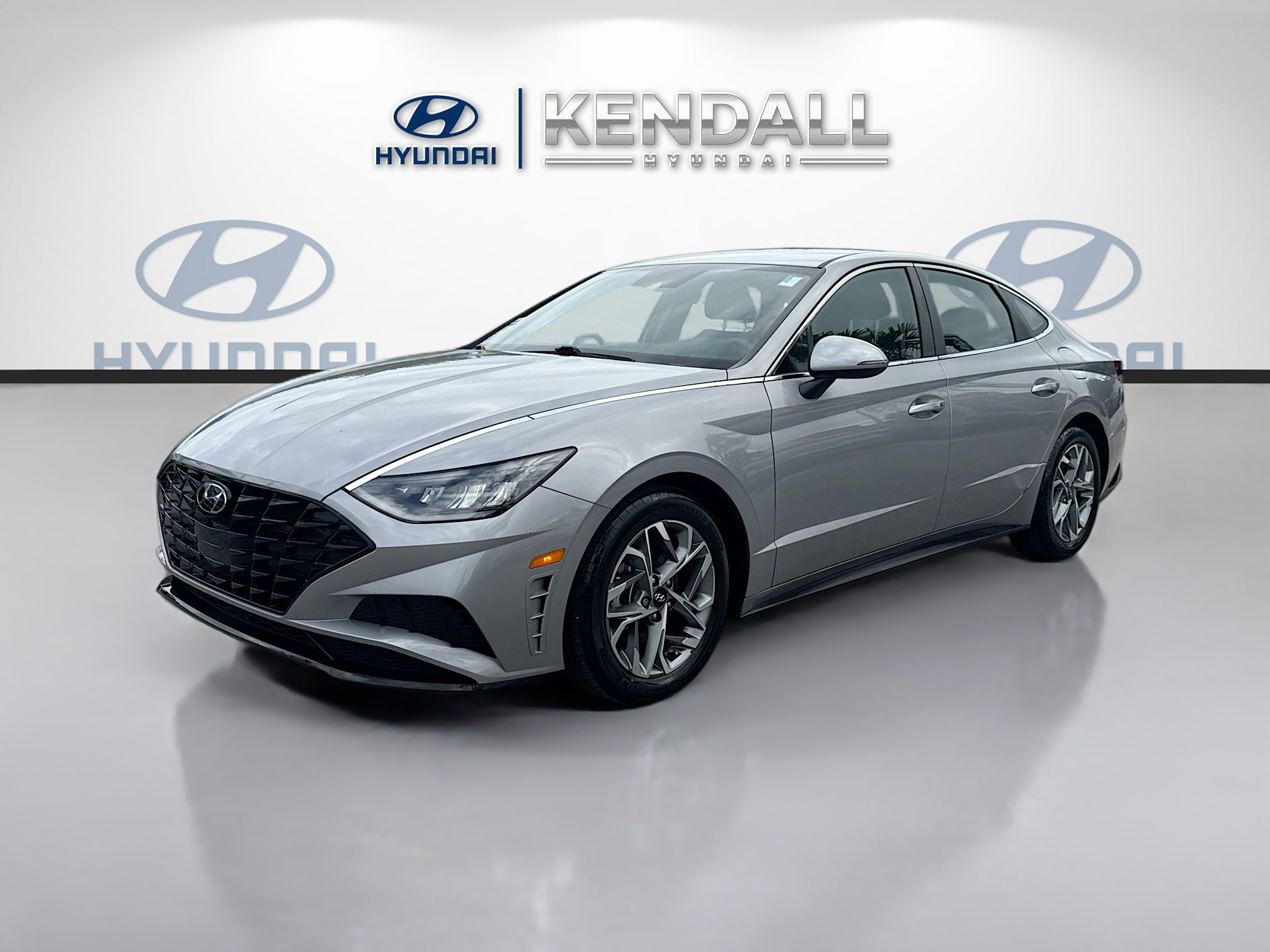 2023 Hyundai Sonata SEL photo 3