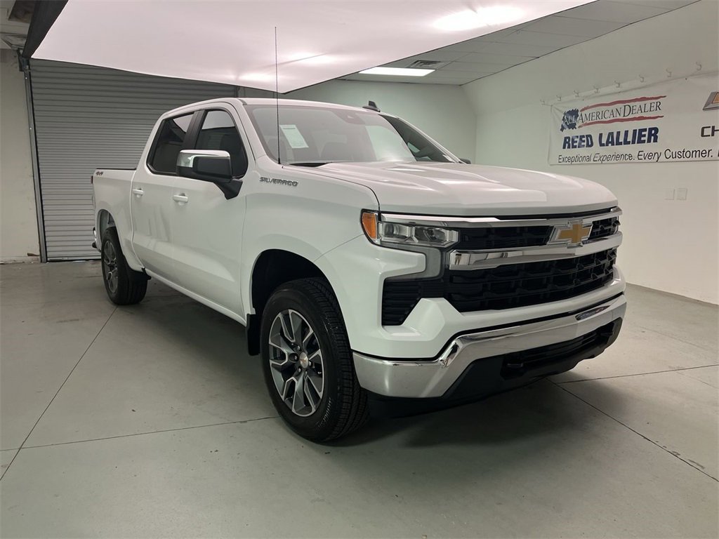 2026 Chevrolet Silverado LT's photo