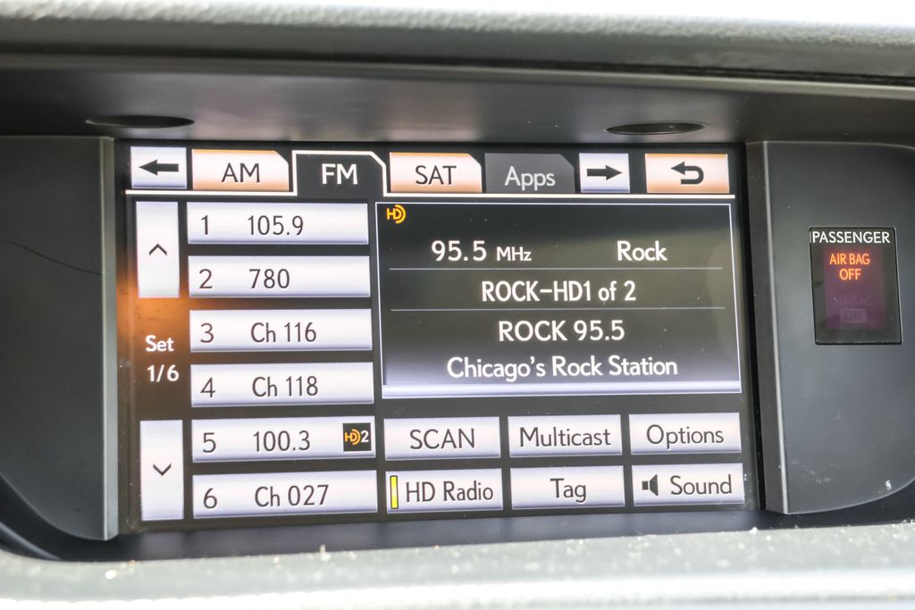 2014 Lexus ES 350 photo 21