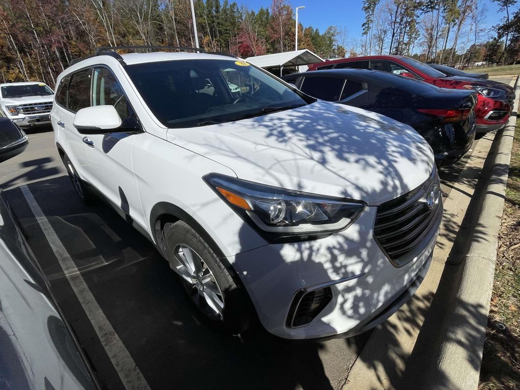 2019 Hyundai Santa Fe SE