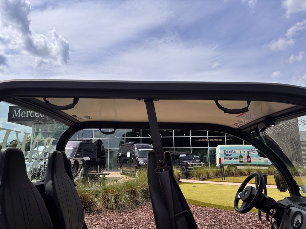 2022 Polaris GEM Standard Bed photo 13