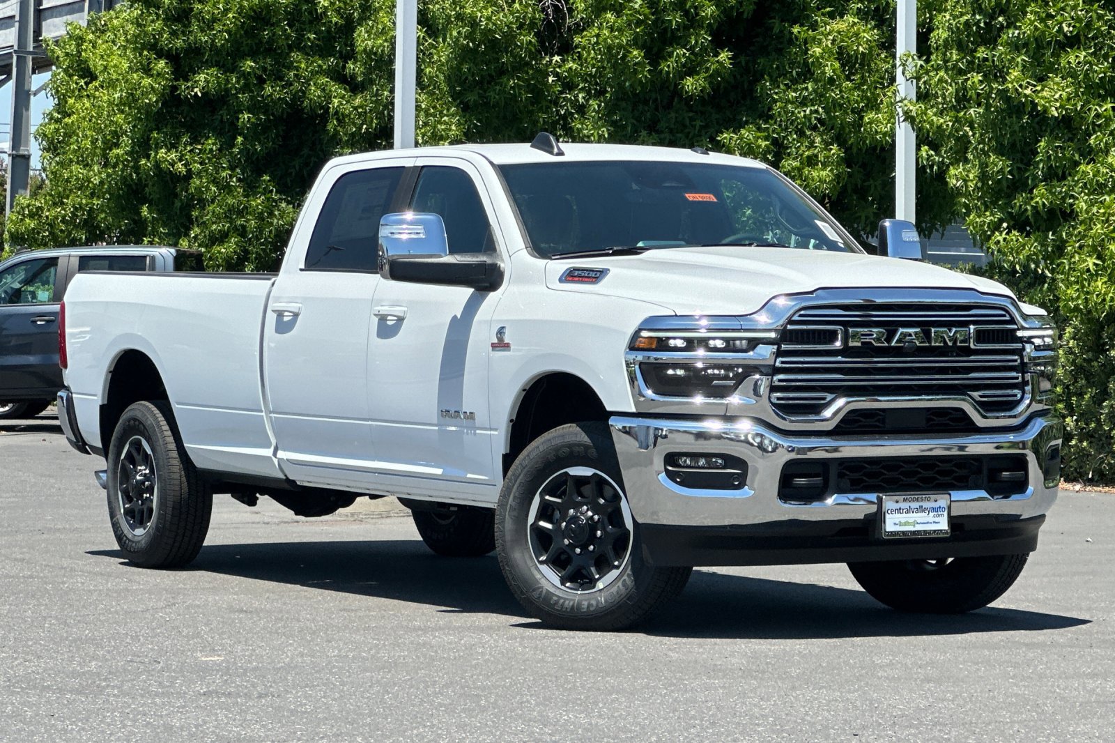 2025 Ram 3500 Laramie photo 2