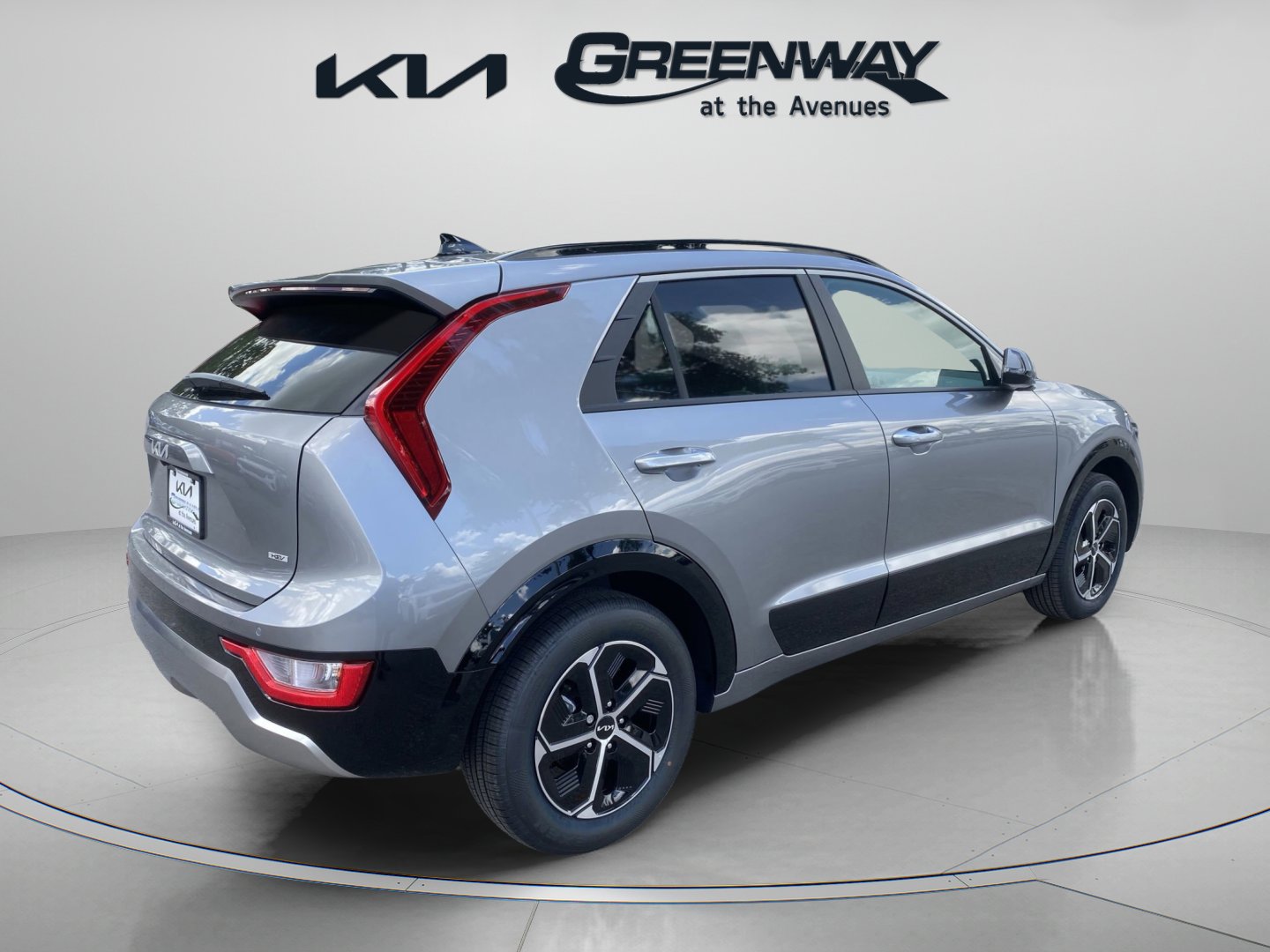 2025 Kia Niro SX photo 4