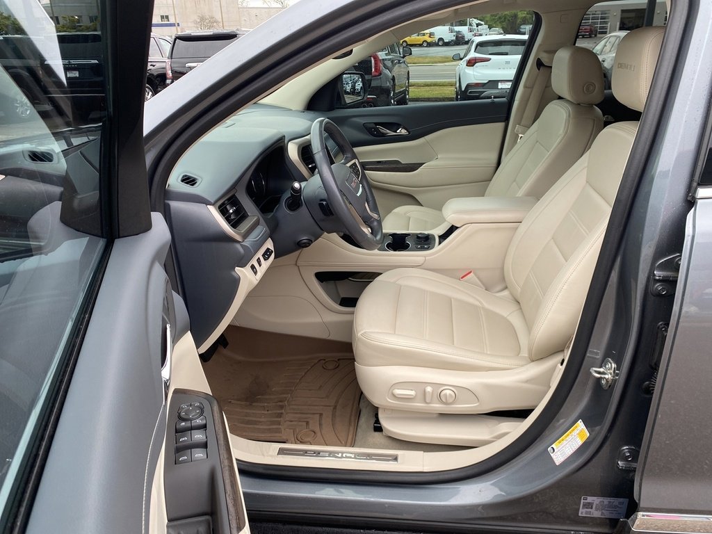 2022 Gmc Acadia Denali photo 8