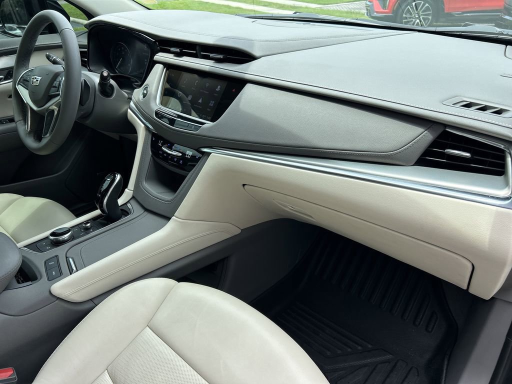2022 Cadillac XT5 Premium Luxury photo 10