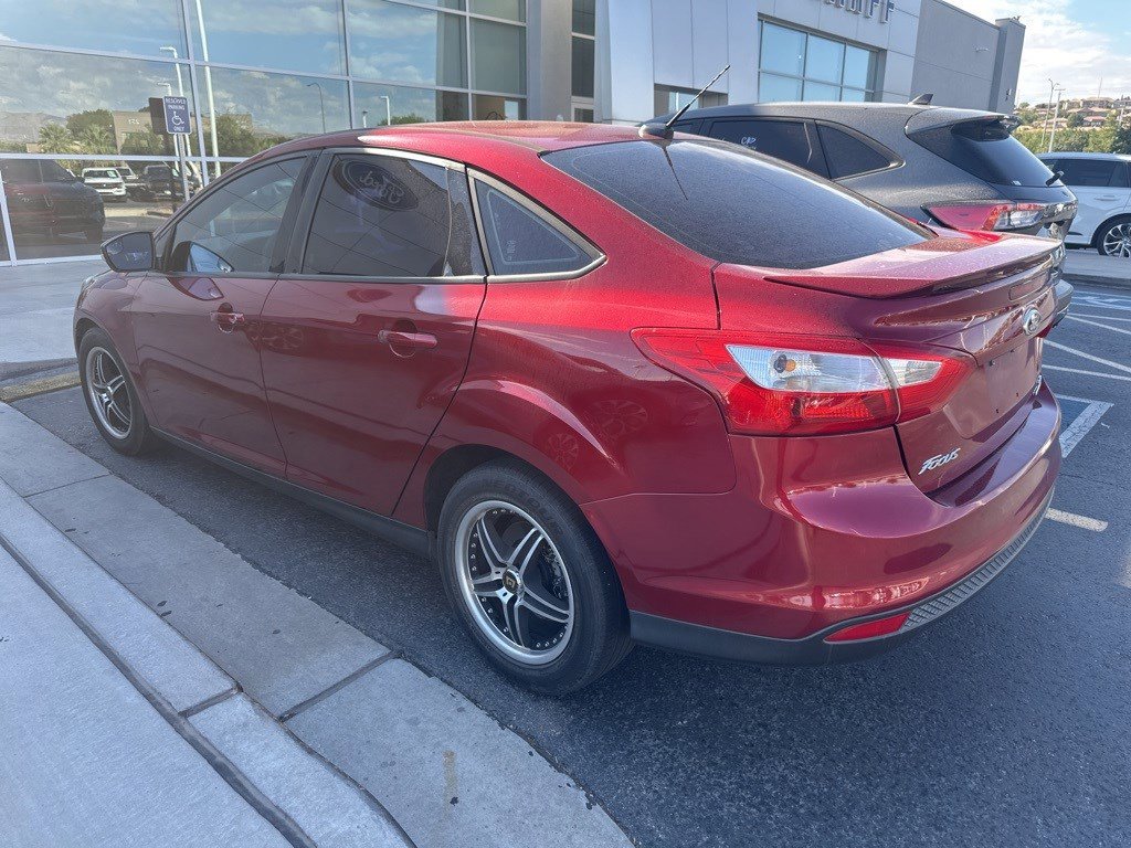 Used 2013 Ford Focus SE with VIN 1FADP3F28DL277240 for sale in St. George, UT